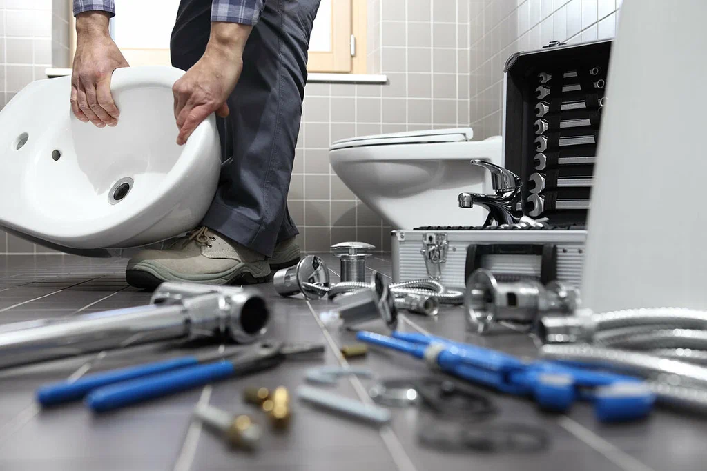 Plumbing tools prepared for a bathroom repair in Navarre